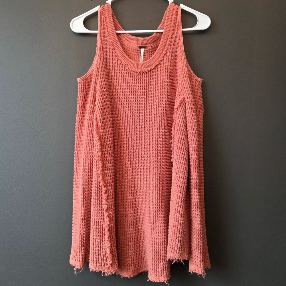 Free People Open Knit‎ Cold Shoulder Sweater Coral Orange Distressed Raw Hem M